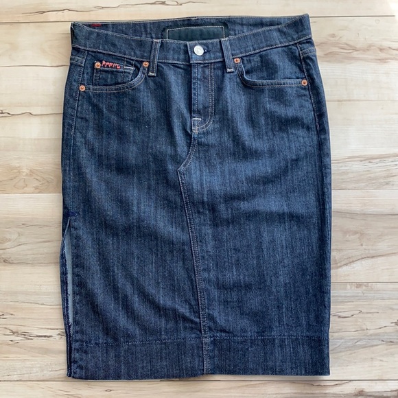 7 For All Mankind 28 Jean Skirt with Skull - Picture 2 of 7